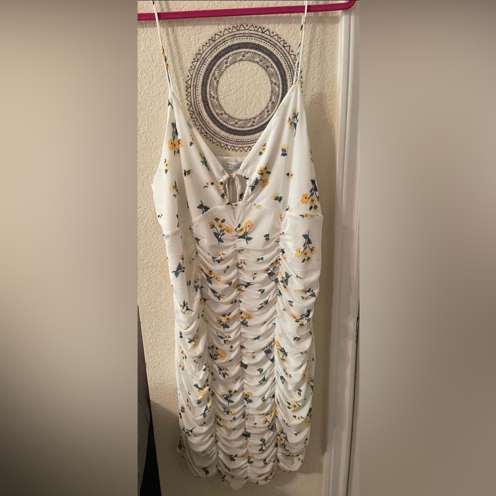 Haley & June Plus Size Womens sleeveless white,yellow floral dress size 2X NEW